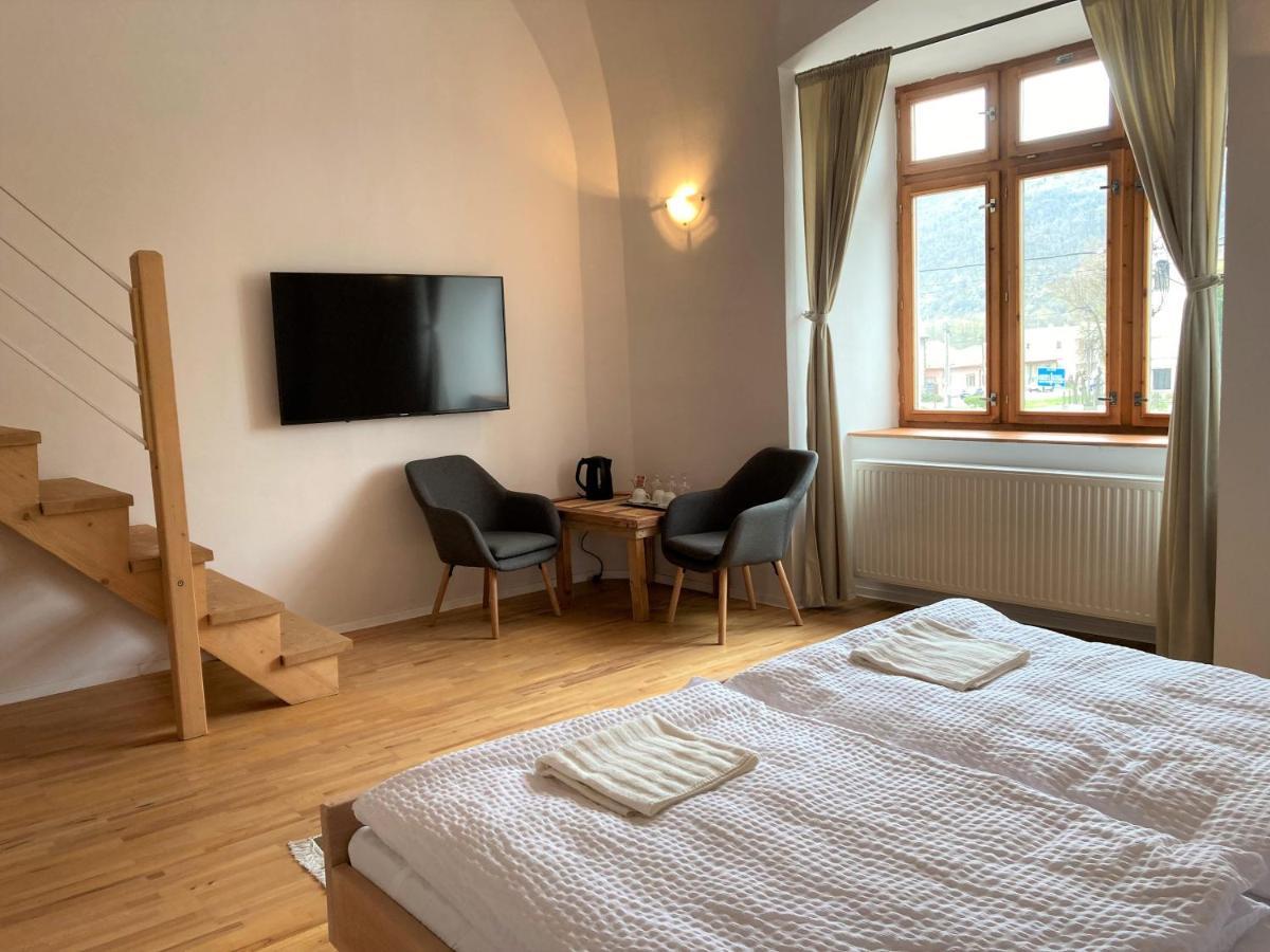 Plesivec Bed & Breakfast Hugo מראה חיצוני תמונה
