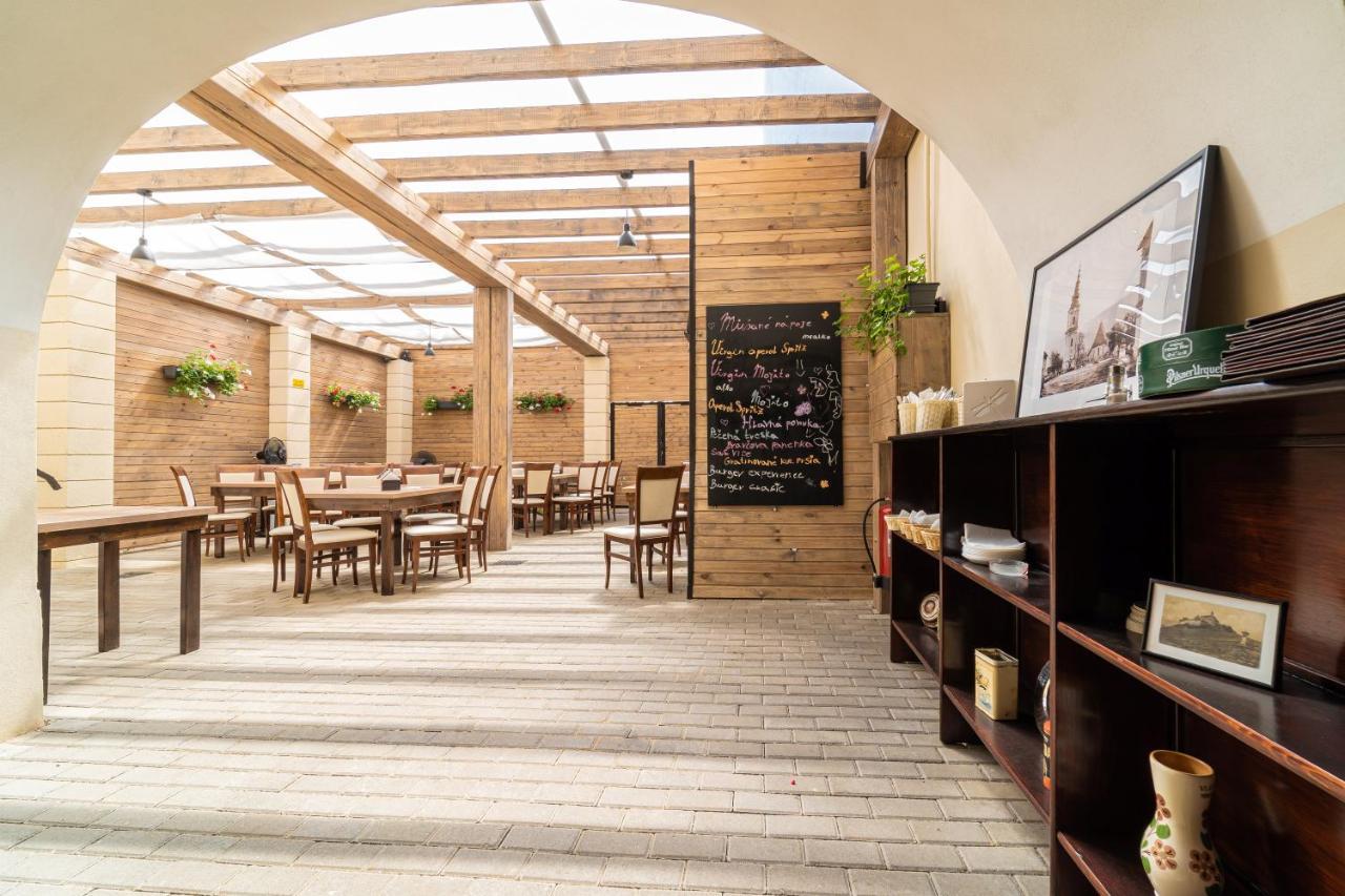 Plesivec Bed & Breakfast Hugo מראה חיצוני תמונה