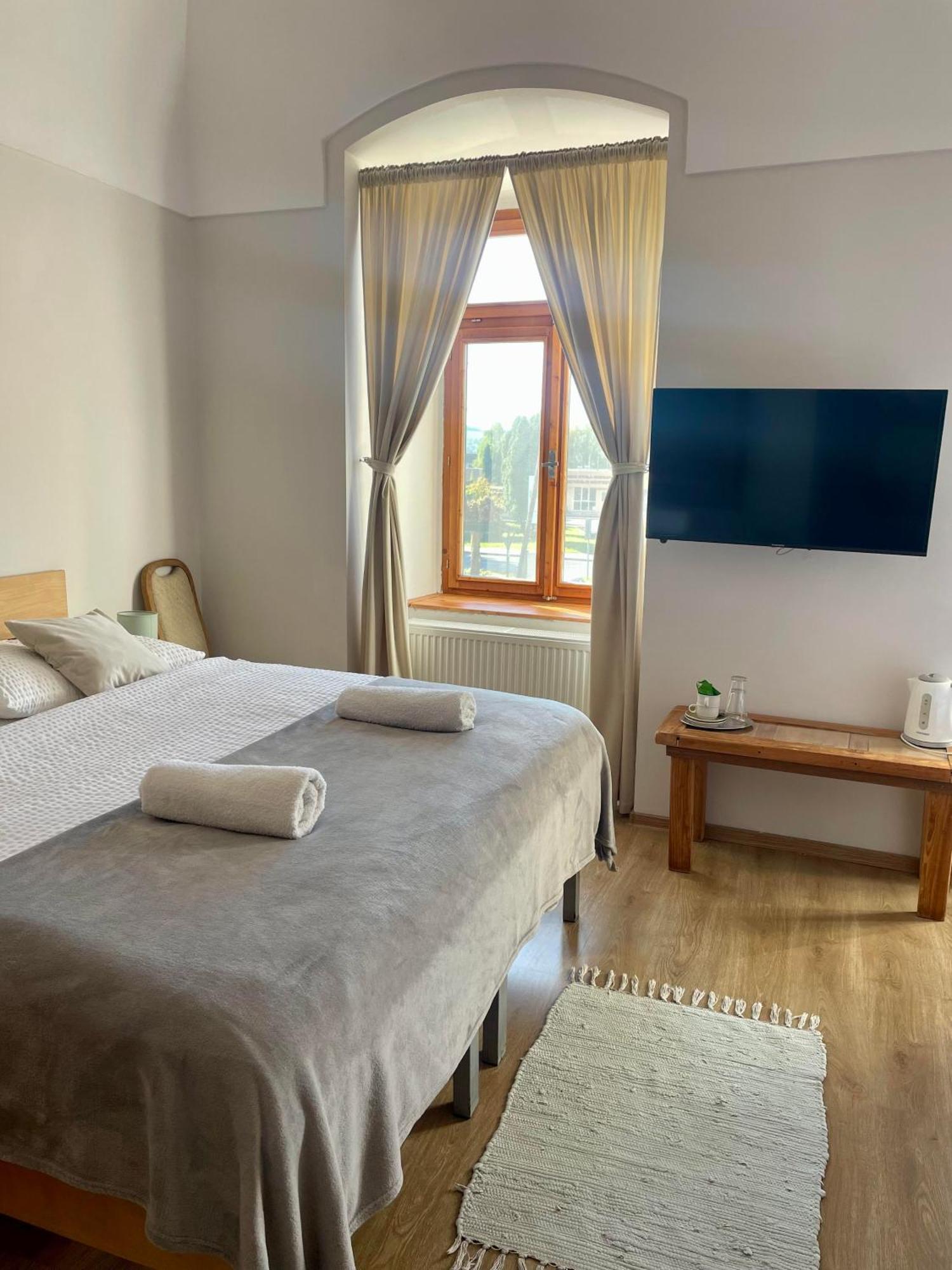 Plesivec Bed & Breakfast Hugo מראה חיצוני תמונה